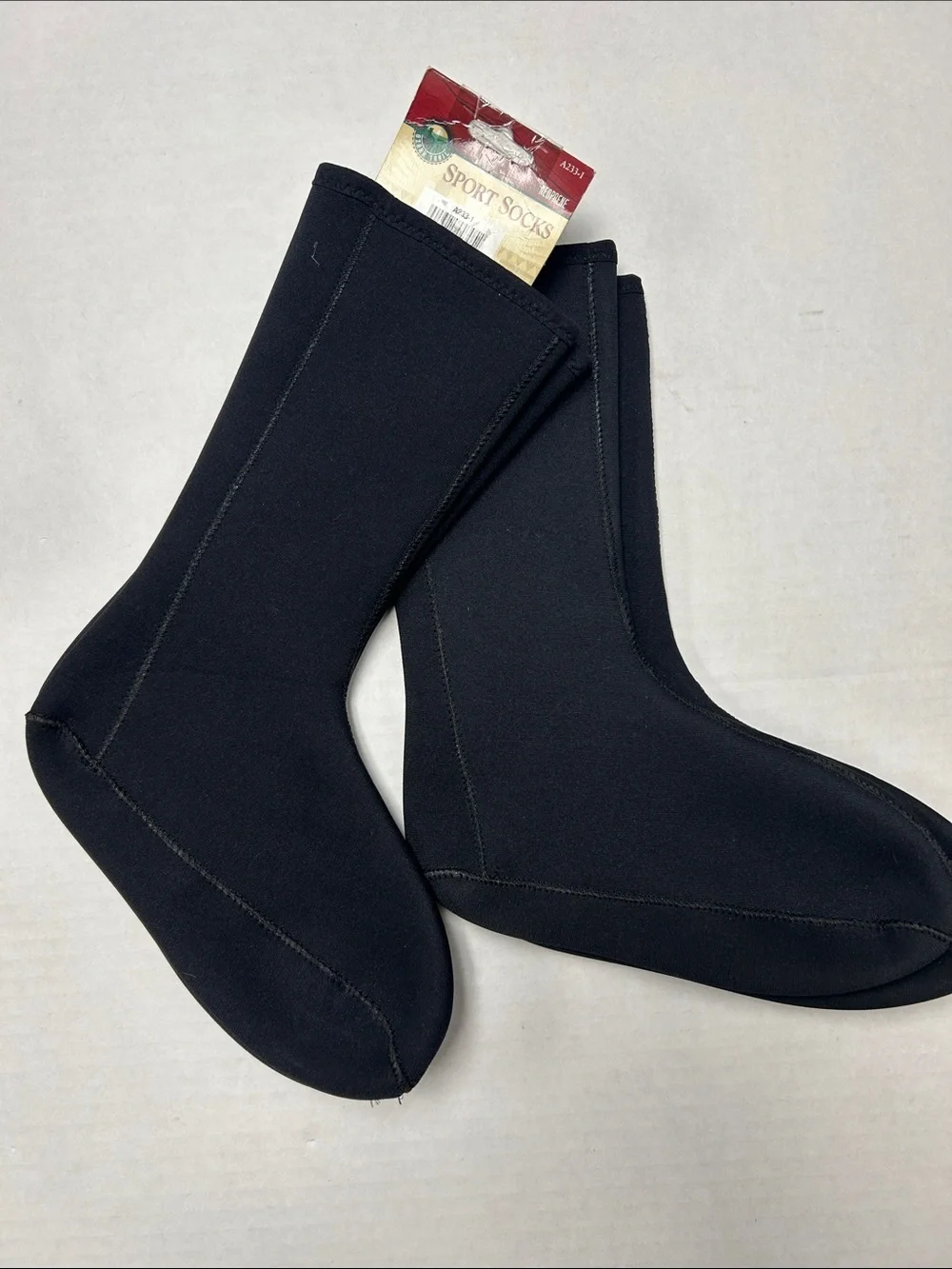 Ozark Trail Black Athletic Sport Socks 2 Pair Med.